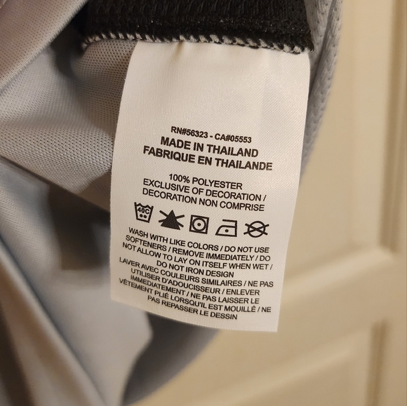 Womens Nike Athletic Shirt - Picture 6 of 7